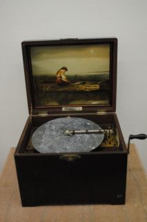 Cutie Muzicală Olympia 