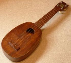 Vintage Pineapple Kamaka Ukulele